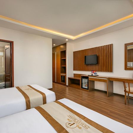 Prague Da Nang Beach Hotel المظهر الخارجي الصورة