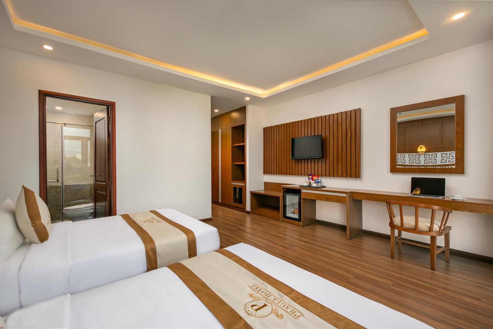 Prague Da Nang Beach Hotel المظهر الخارجي الصورة